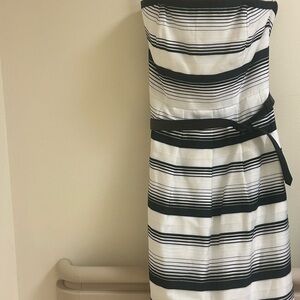 White House Black Market Striped Black and White Strapless Dress
